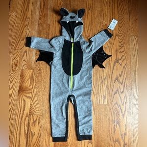 NWT Bat Oneise